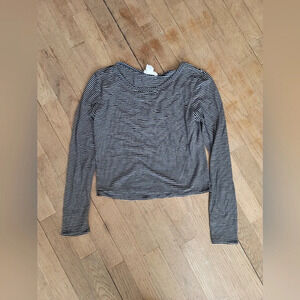 Olivia‎ Rae, Long-Sleeve Cropped Black and White Striped Shirt, Size Small